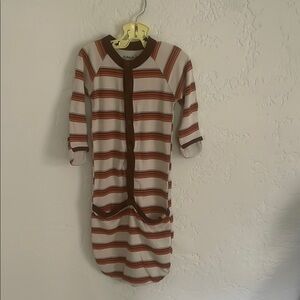 Goumi 24 hour Convertible Gown (3-6 Months)